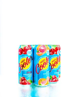 Bükreş, Romanya 'da Ursus Cooler bira kutusu, 2021