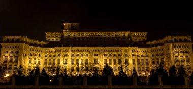 Gece vakti Parlamento Sarayı, Bükreş, Romanya