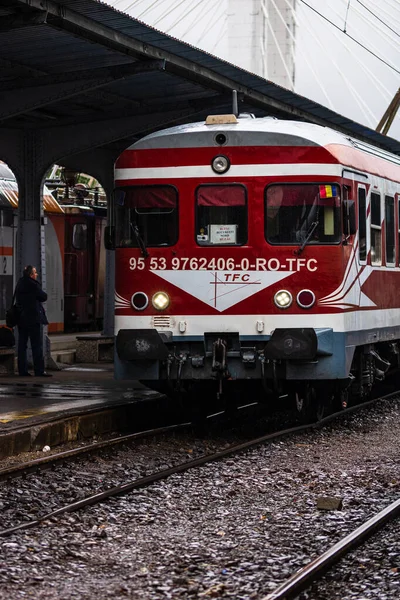 Comboio Movimento Plataforma Comboios Estação Ferroviária Norte Bucareste Gara Nord — Fotografia de Stock