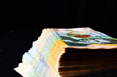 Bir yığın LEI Romanya parası. RON Leu Para Avrupa Para Birimi