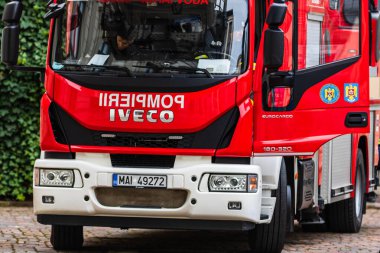 Romanya 'nın Bükreş kentinde acil itfaiyeci (Pompierii), 2022