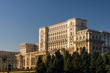 Romanya 'nın Bükreş kentindeki Parlamento Sarayı' nın ayrıntılı görünümü, 2021