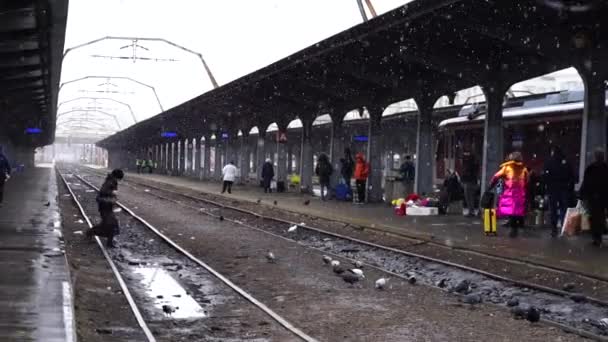 Bükreş Romanya 2022 Bükreş Tren Stasyonu Ndaki Gara Nord Savaş — Stok video