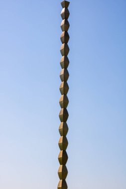 Sonsuz Sütun (Sonsuz ya da Coloana Sonsuz Sütun))