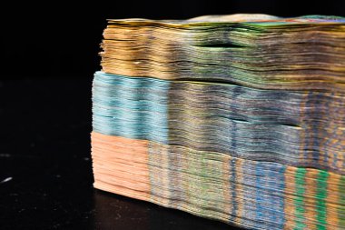 Bir yığın LEI Romanya parası. RON Leu Para Avrupa Para Birimi