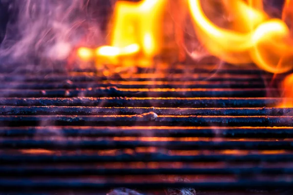 Empty Hot Charcoal Barbecue Grill Bright Flame — Stock Photo, Image
