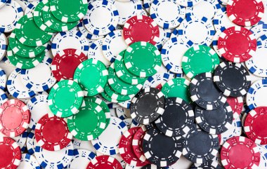 Poker fişleri arka planı. Kumarhane işi, risk, şans, iyi şans veya kumar konsepti