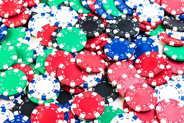 Poker fişleri arka planı. Kumarhane işi, risk, şans, iyi şans veya kumar konsepti