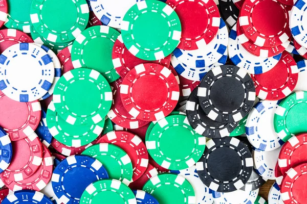 Poker fişleri arka planı. Kumarhane işi, risk, şans, iyi şans veya kumar konsepti