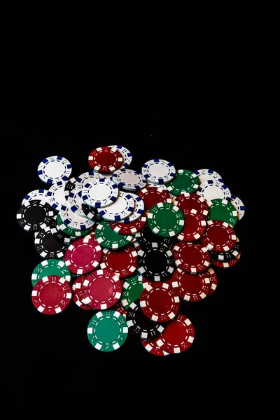 Mistura Fichas Poker Fundo Preto — Fotografia de Stock