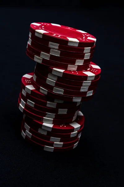 Стек Покерних Фішок Чорному Тлі — стокове фото