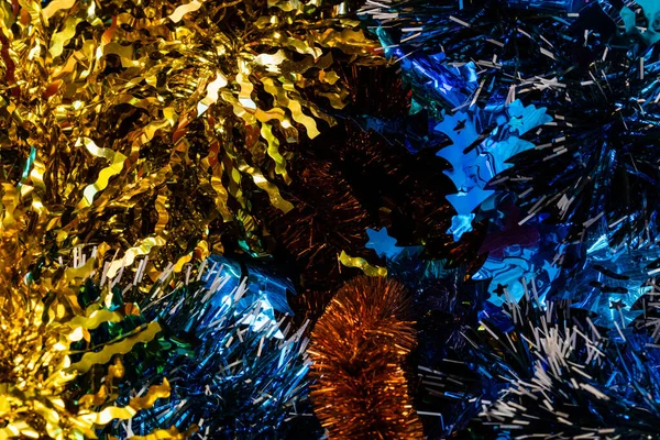 Noel süsleri. Noel konsepti. Renkli çelenkler.