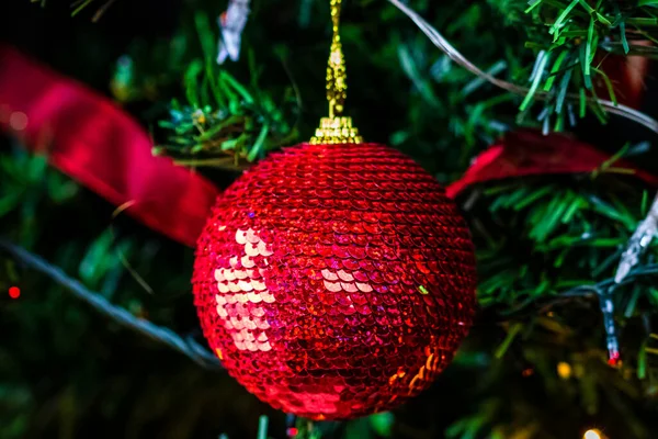 Decorazioni Appese Natale Abete Albero Natale Decorato Ramo Abete Con — Foto Stock