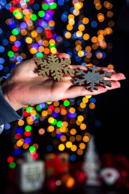 Bokeh Noel ışıklarıyla Noel süslemesi