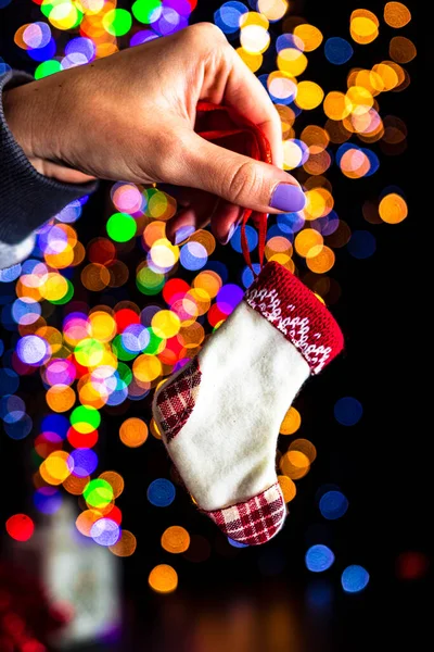 Karácsonyi Dekoráció Háttérben Homályos Fényekkel Decemberi Szezon Karácsonyi Kompozíció — Stock Fotó