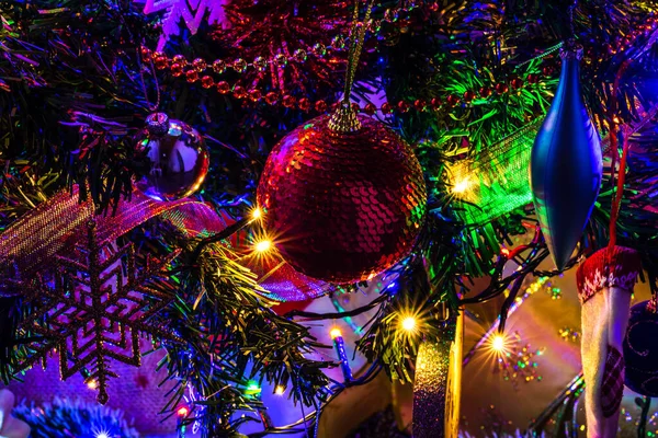 Kerstversiering Kerstboom Met Kerstverlichting — Stockfoto