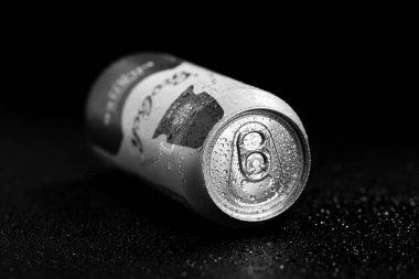 Grolsch Premium Pilsner Grolsch Birası. Bükreş, Romanya, 2022