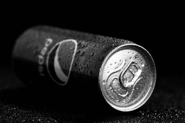 Klasik Pepsi kutusu. Pepsi meşrubat. Bükreş, Romanya, 2022