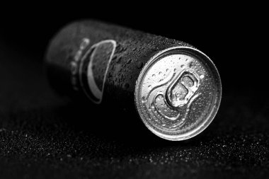 Klasik Pepsi kutusu. Pepsi meşrubat. Bükreş, Romanya, 2022