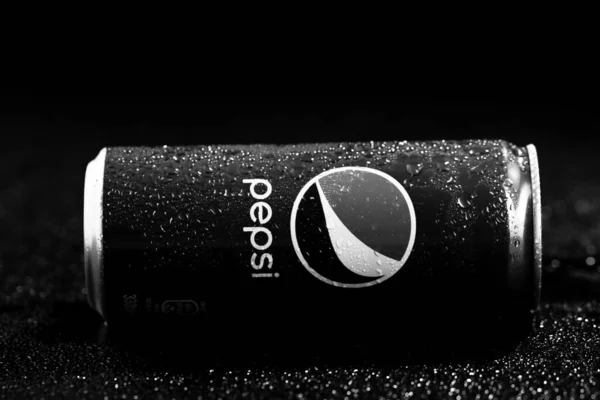 Klassisk Pepsi Burk Pepsi Läsk Bukarest Rumänien 2022 — Stockfoto