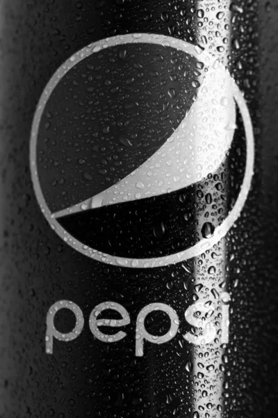 Klasik Pepsi Kutusu Pepsi Meşrubat Bükreş Romanya 2022 — Stok fotoğraf