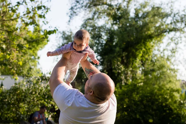 Dad Little Baby Girl Having Fun — Stock Photo, Image