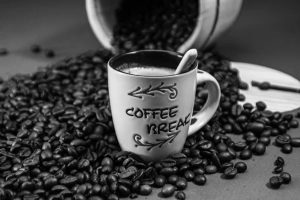 Black Coffee Cup Coffee Beans Breakfast Coffee Concept — Stockfoto