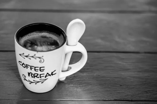 Μαύρο Φλιτζάνι Καφέ Κόκκους Καφέ Πρωινός Καφές Έννοια — Φωτογραφία Αρχείου