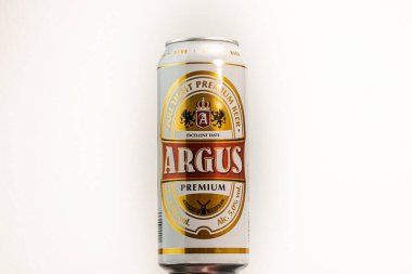 Argus Biraları birası. Lild süpermarketin kendi birası. Romanya, Bükreş 'te stüdyo fotoğraf çekimi, 2020