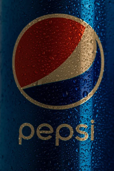 Detail Van Klassieke Pepsi Kan Zwarte Achtergrond Studio Opgenomen Boekarest — Stockfoto