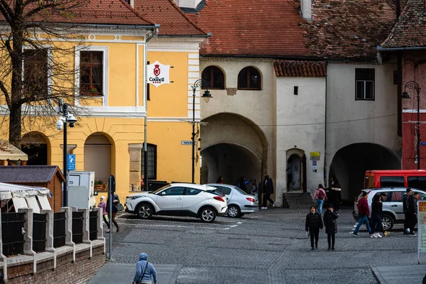 People Tourists Wandering Old Town Sibiu Romania 2022 — 图库照片