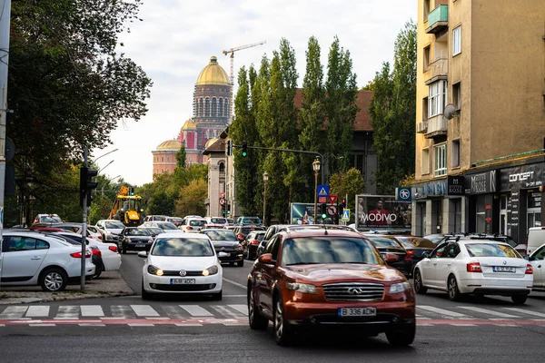 2022年罗马尼亚首都布加勒斯特的汽车交通 交通堵塞 — 图库照片