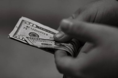 Amerikan doları para ve para fotoğrafı. Amerikan para birimi değişimi