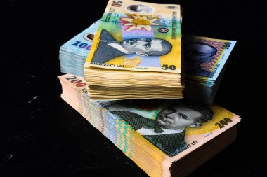 Bir yığın LEI Romanya parası. RON Leu Para Avrupa Para Birimi