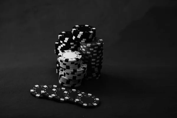 扑克筹码 钱和赌博 — 图库照片