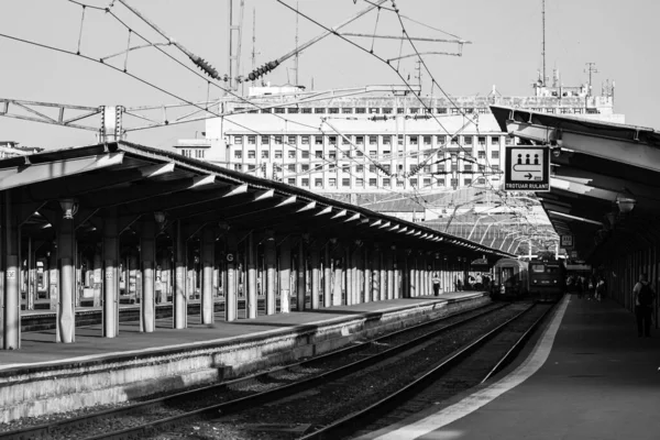 Treno Alla Stazione Ferroviaria Bucarest Nord Gara Nord Bucarest Romania — Foto Stock