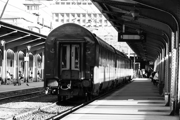 Comboio Bucareste Estação Ferroviária Norte Gara Nord Bucareste Roménia 2022 — Fotografia de Stock