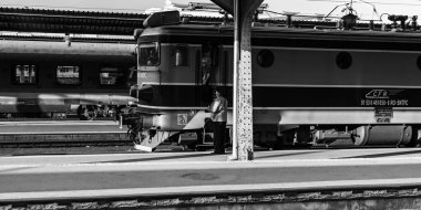 Bükreş Kuzey Tren İstasyonu (Gara de Nord Bükreş) Romanya, 2022