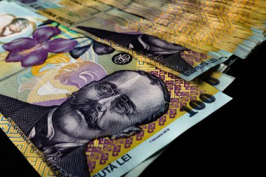 Bir yığın LEI Romanya parası. RON Leu Para Avrupa Para Birimi