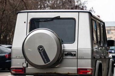 Romanya 'nın başkenti Bükreş' te sabah ve akşam araba trafiği, kirlilik, trafik sıkışıklığı