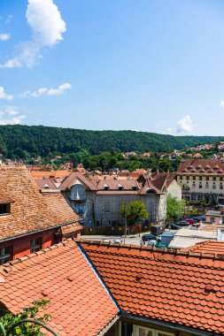 Transilvanya 'nın eski Sighisoara kasabasının panoramik manzarası