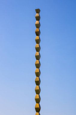 Sonsuz Sütun (Sonsuz Sütun veya Coloana Infinitului) Romanya 'nın Targu Jiu kentinde Konstantin Brancusi tarafından yapıldı. Unesco Dünya Mirası 'nın önemli bir parçası.