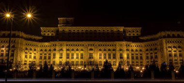 Gece vakti Parlamento Sarayı, Bükreş, Romanya