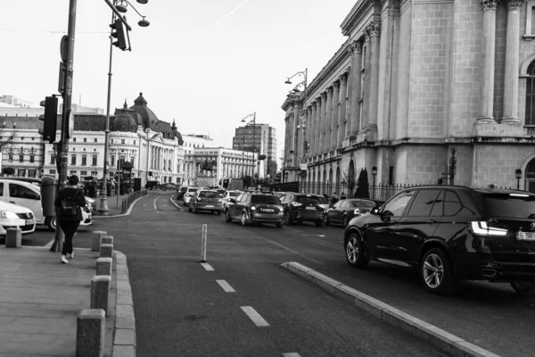 Κυκλοφορία Αυτοκινήτων Ρύπανση Κυκλοφοριακή Συμφόρηση Στο Βουκουρέστι Ρουμανία 2022 — Φωτογραφία Αρχείου