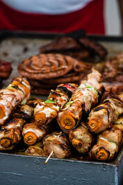 Asar Comida Sabrosa Barbacoa Filete Salchichas Parrilla Festival Comida — Foto de Stock