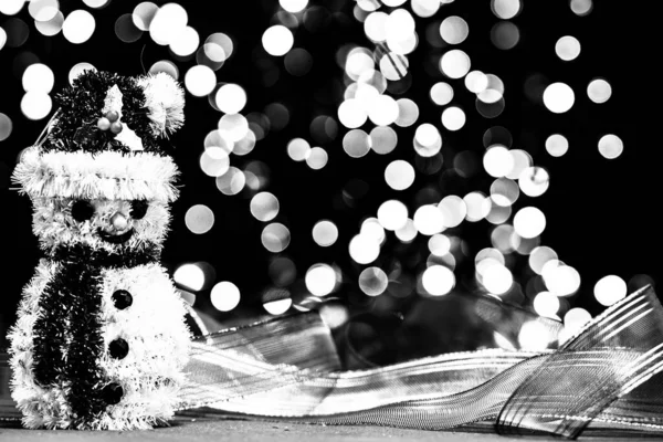 Dekorowane Ozdoby Świąteczne Nieostre Światła — Zdjęcie stockowe