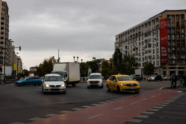 Автомобільний Рух Годину Пік Забруднення Автомобілів Дорожнє Затори Бухаресті Румунія — стокове фото