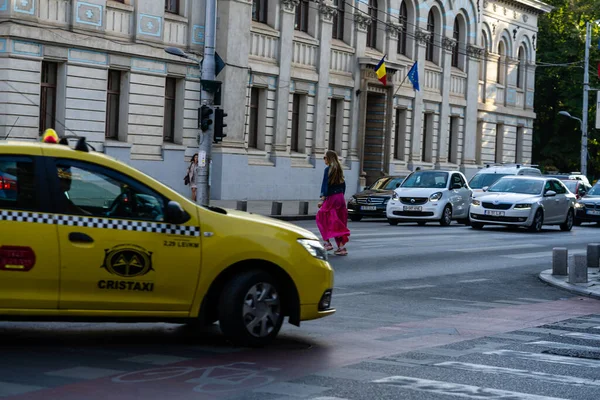 Ruch Samochodowy Godzinach Szczytu Zanieczyszczenie Samochodów Korki Bukareszcie Rumunia 2022 — Zdjęcie stockowe