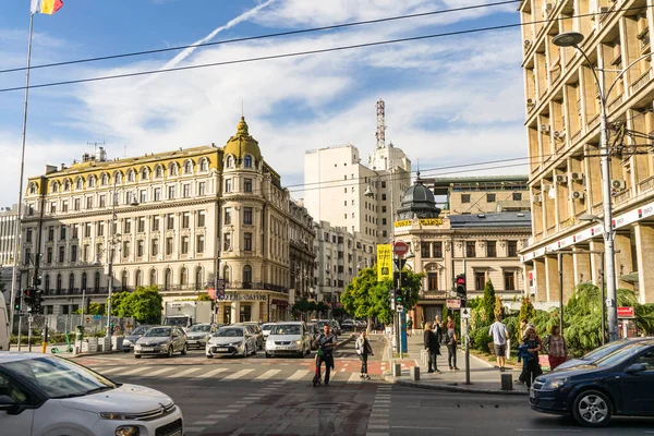 Personas Turistas Caminando Bucarest Old Town Rumania 2022 —  Fotos de Stock