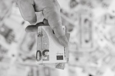 Euro banknotları. Enflasyon, harcamalar ve gelir. EURO para biriminde finans ve tasarruflar